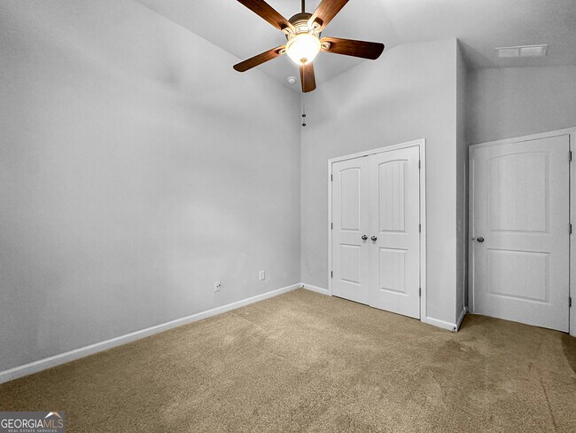 Building Photo - 228 Renford Rd