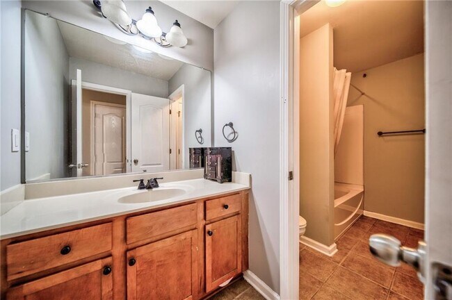 Building Photo - 5405 Falls Landing Dr