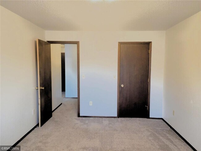 Building Photo - 417 S Wasson Ln