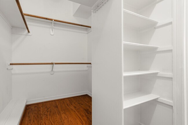 Building Photo - 14207 Woodville Gardens Dr