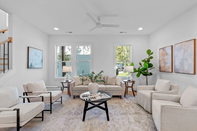 Building Photo - 5061 Lundy Dr