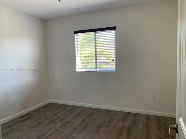 Building Photo - 8963 SW 215th Ln