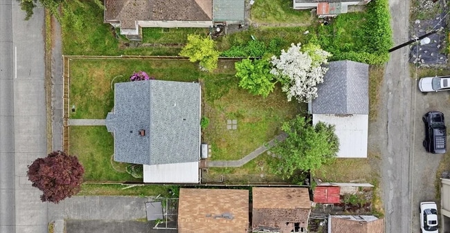 Building Photo - 3bed/1 bath near Point Defiance ** MOVE IN SPECIAL! **