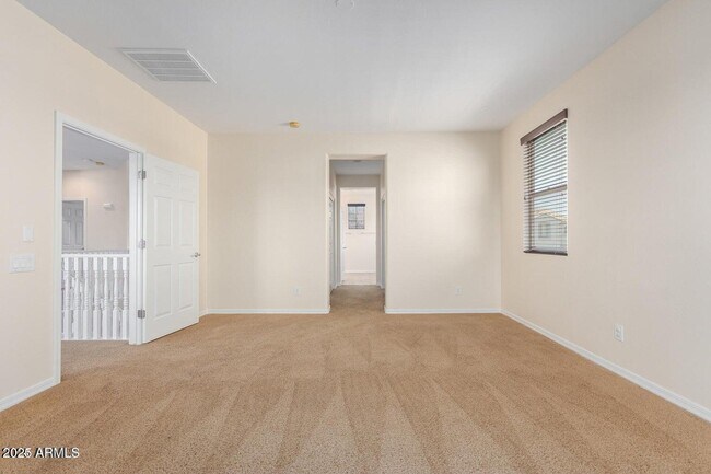 Building Photo - 5227 W Bent Tree Dr
