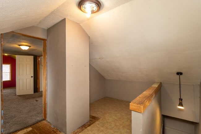 Building Photo - 2319 Hecker Ave