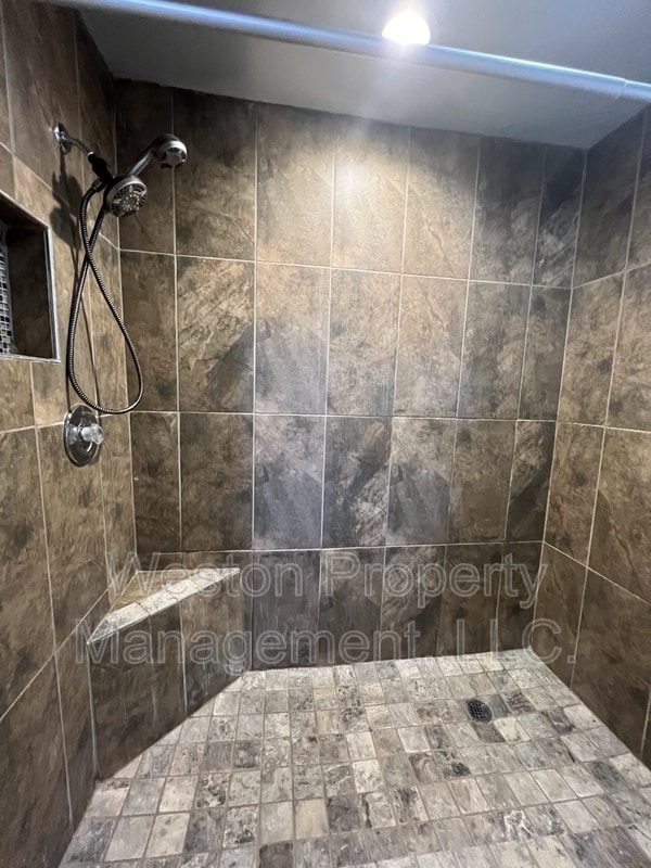 Building Photo - 10408 Blue Spruce Rd