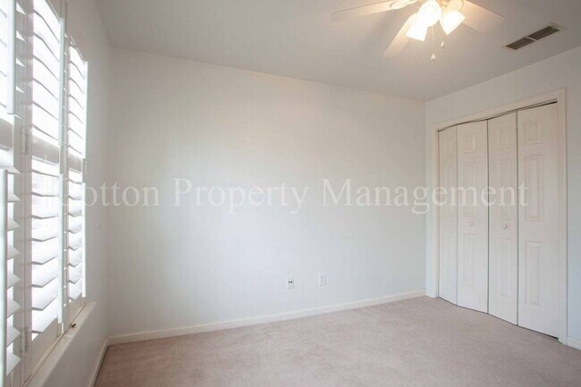 Building Photo - 3769 Merestone Dr