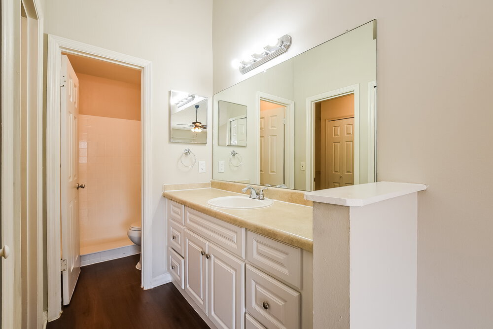 Building Photo - 1247 Holly Springs Cir
