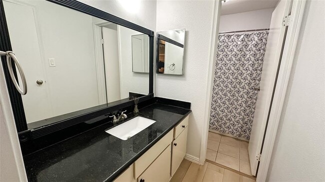 Building Photo - 2120 El Paseo St