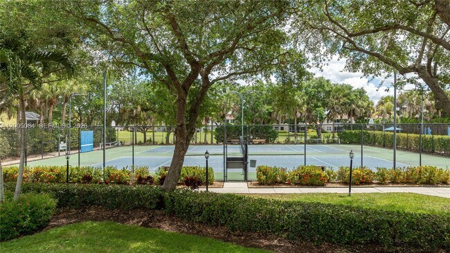 Building Photo - 1896 Crestview Way