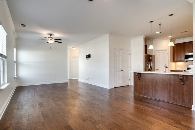 Building Photo - 1647 Foston Ln