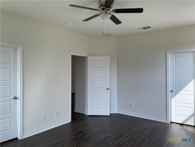 Building Photo - 2078 Wind Chime Wy