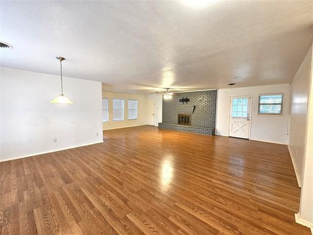 Building Photo - 1304 Oakhill Dr