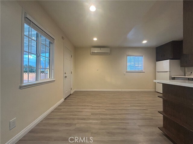 Building Photo - 1439 Charlemont Ave