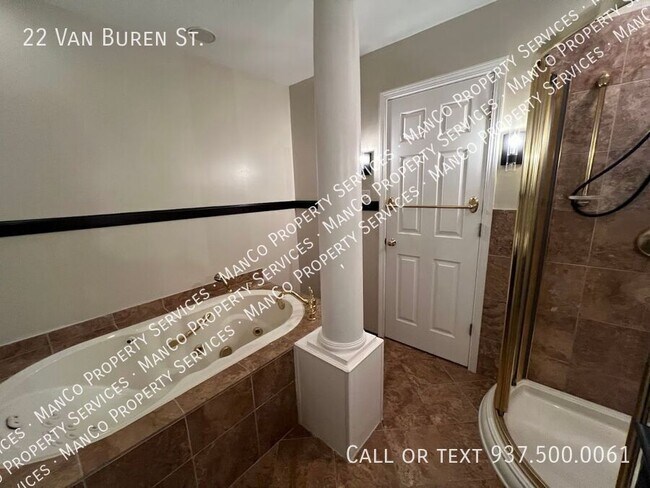 Building Photo - 22 Van Buren St