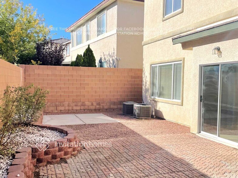 Building Photo - 10749 Drake Ridge Ave