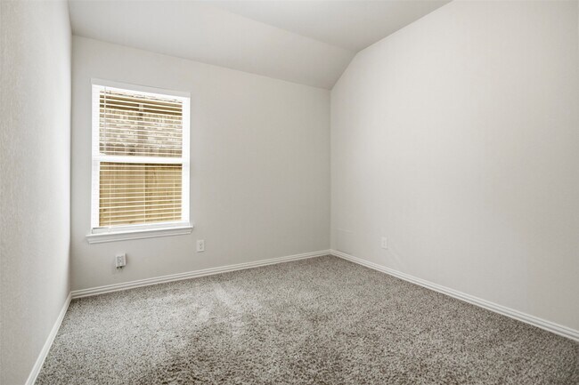 Building Photo - 40330 Bay Warbler Wy