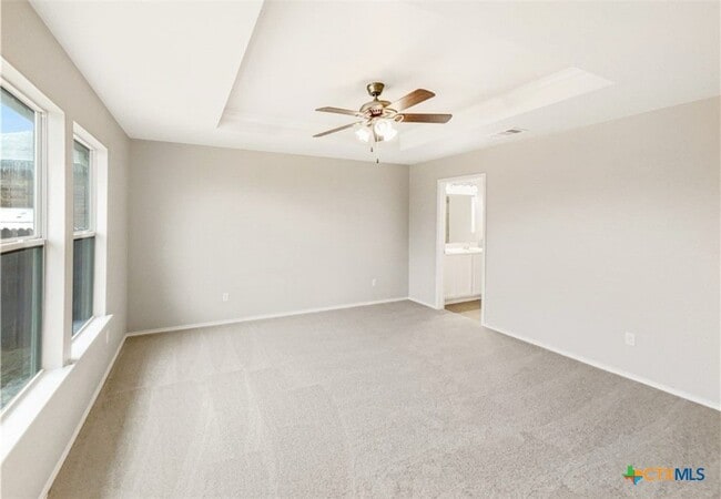 Building Photo - 1321 Daffodil Dr