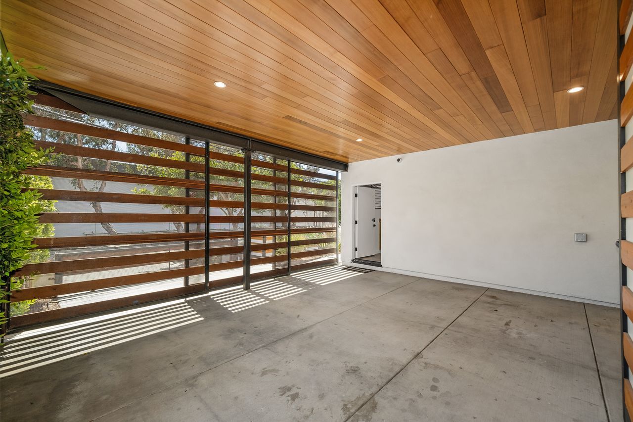 Building Photo - 8617 Higuera St