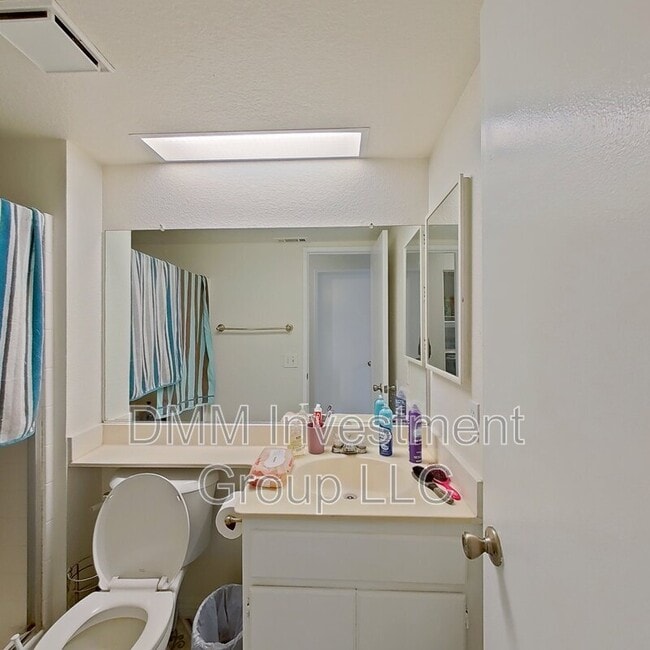 Building Photo - 14570 Stonecreek Trail