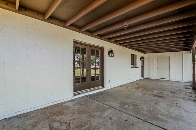Building Photo - 834 N Constellation Way