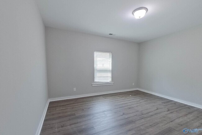 Building Photo - 344 White Oak Cir