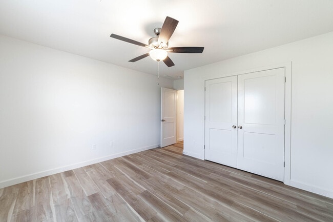 Building Photo - 4604 Estacada Dr