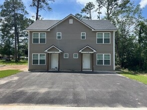 Building Photo - 314 Tomlinson Dr