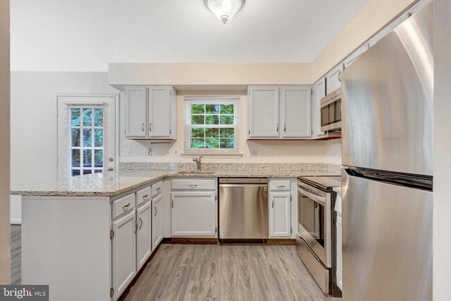 Building Photo - 15350 Inlet Pl