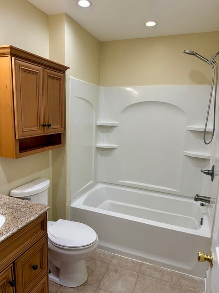 Building Photo - 332 Natchez St