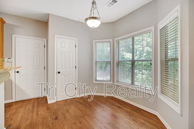 Building Photo - 75 Rock Mill Ct