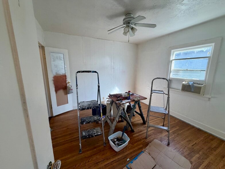 Building Photo - 14119 Erwin St