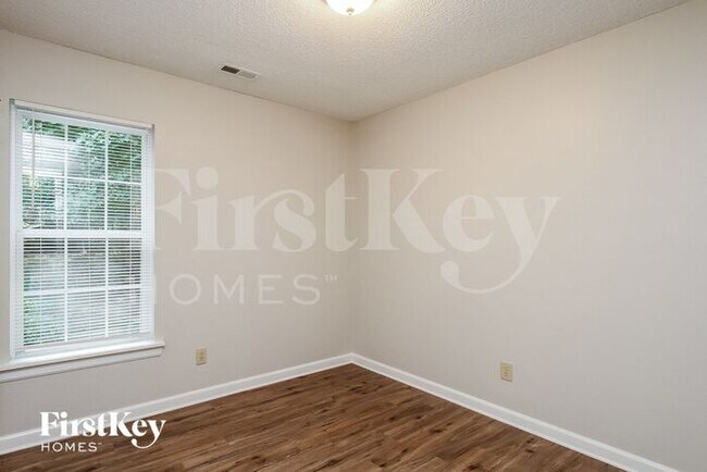 Building Photo - 954 Cornelius Rd