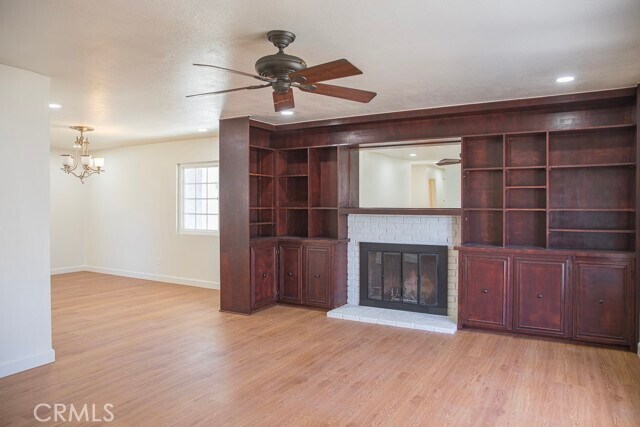 Building Photo - 10740 Coloma St