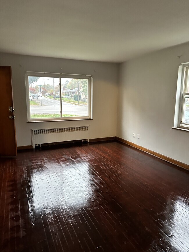 Building Photo - 3029 Boudinot