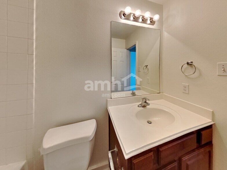 Building Photo - 5702 Rocky Trail Dr