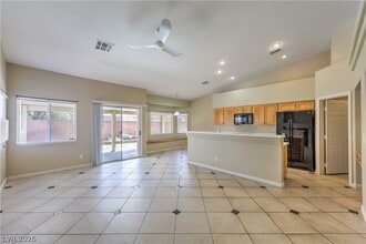 Building Photo - 1158 Mirage Lake St