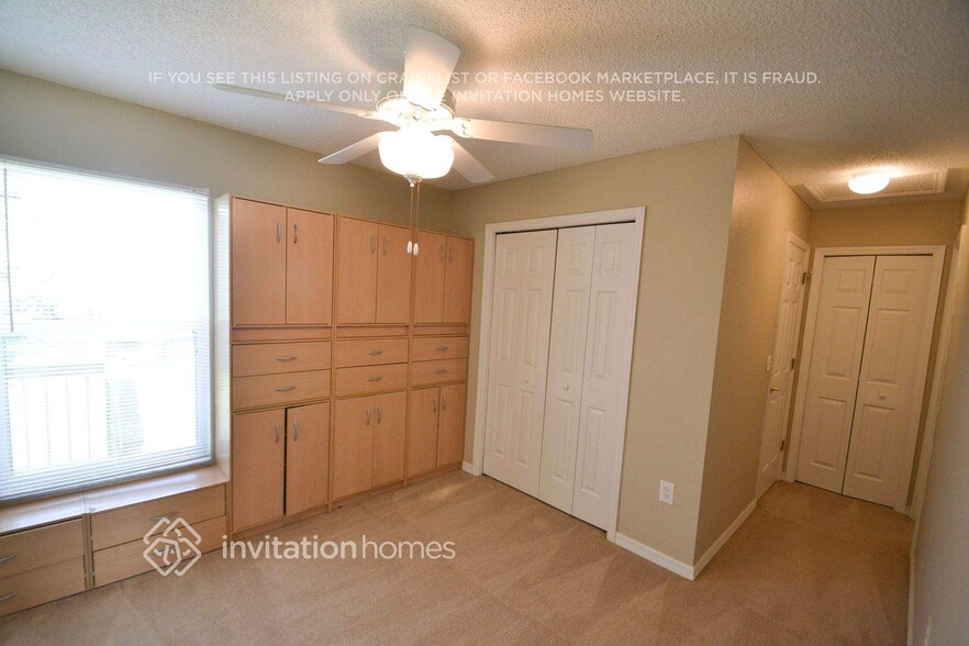 Building Photo - 3648 Welsch Way