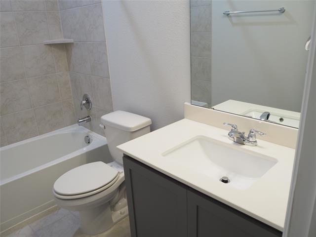 Building Photo - 11512 White River Dr