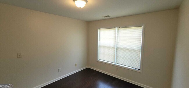 Building Photo - 2960 Barimore Pl