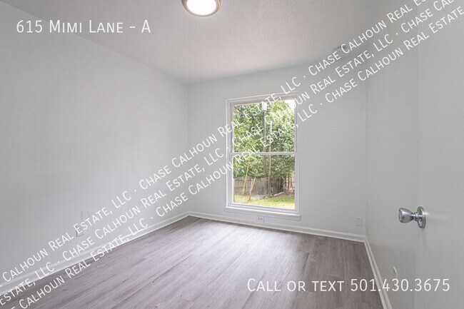 Building Photo - 615 Mimi Ln