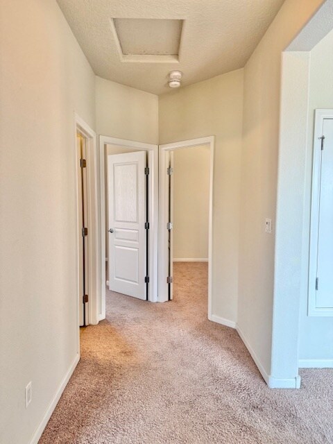 Building Photo - 15 Los Miradores Dr NE
