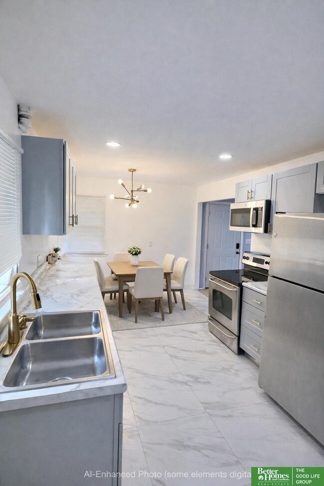 Building Photo - 5119 Pratt St