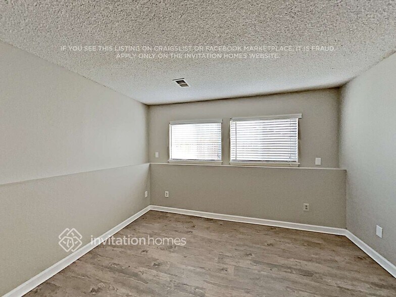 Building Photo - 4184 S Ouray Way