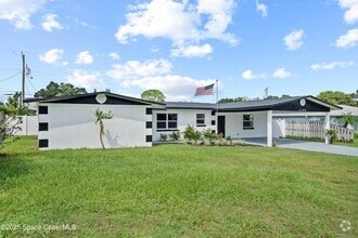 Building Photo - 1108 Vineland St