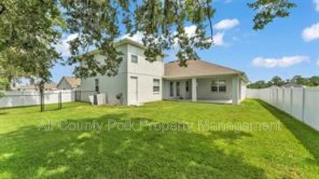 Building Photo - 1095 Woodland Oaks Dr