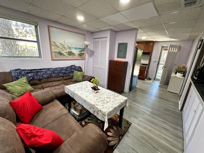 Building Photo - 923 Abbiegail Dr