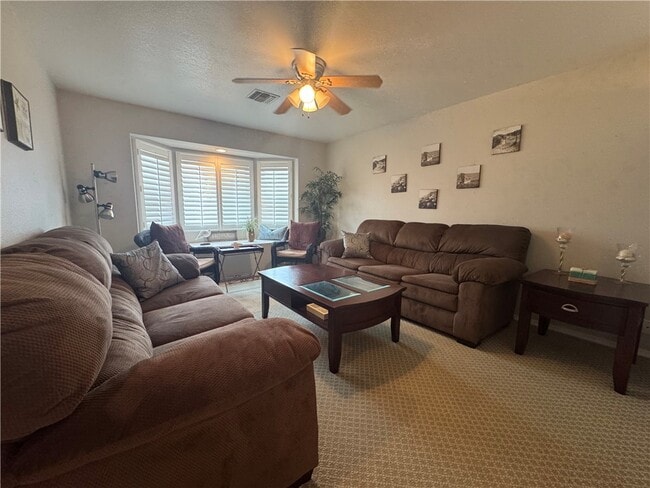 Building Photo - 726 Riverfront Dr