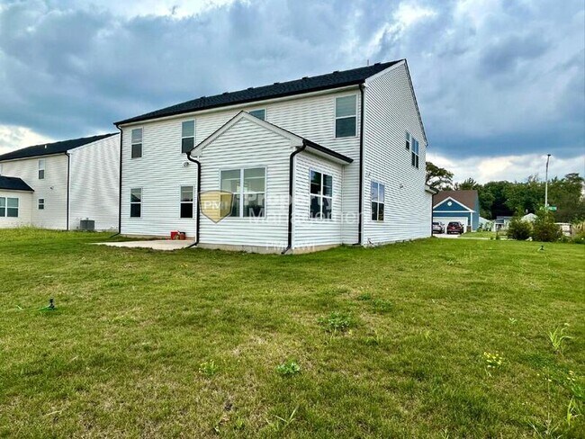 Building Photo - 5625 Burr Rdg Cir