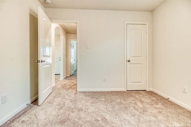 Building Photo - 8002 Vacek Meadows Loop